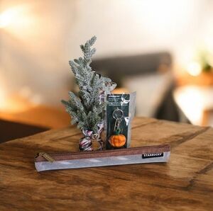 Nwt Starbucks Pumpkin Reusable Hot Cup Lid Stopper & Starbucks Straws w/cleaner